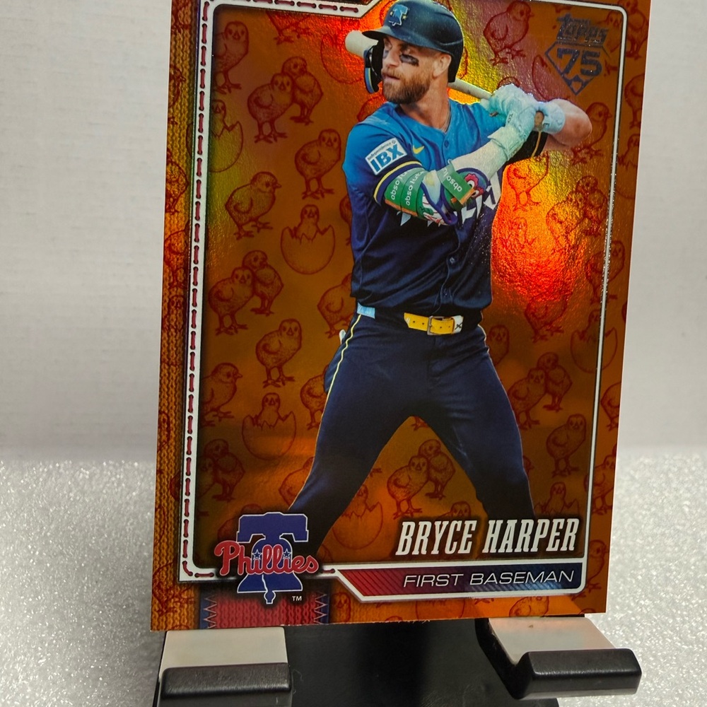 Bryce Harper 2026 Topps Series 1 Easter Holiday Chicks Foil SP Phillies - Picture 2 of 8